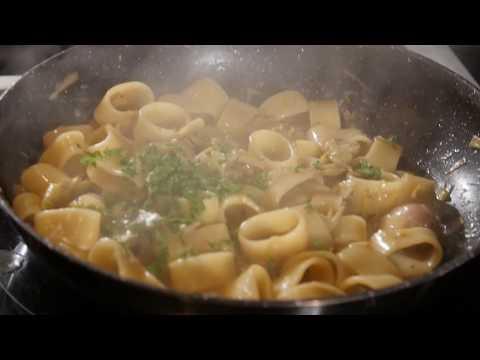 Embedded thumbnail for Pasta risottata con Carciofi e Valtellina Casera DOP Stagionato